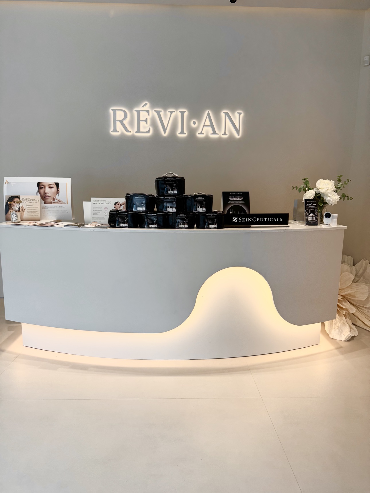 RÉVI·AN Skin & Laser Clinic reception desk, Dunbar, Vancouver